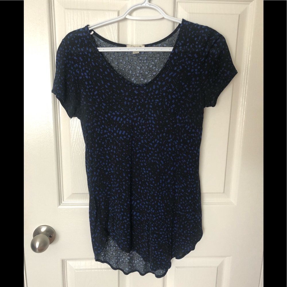 2/$15 🌟 Dynamite Black & Blue Short-sleeve Shirt